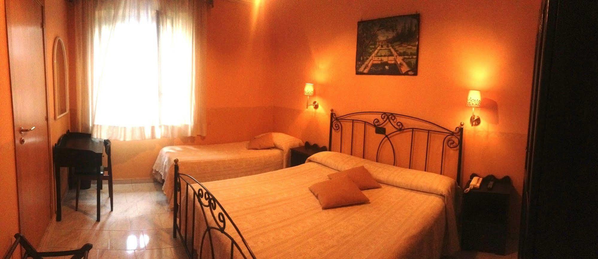 Hotel Degli Amici Pompei Exterior foto